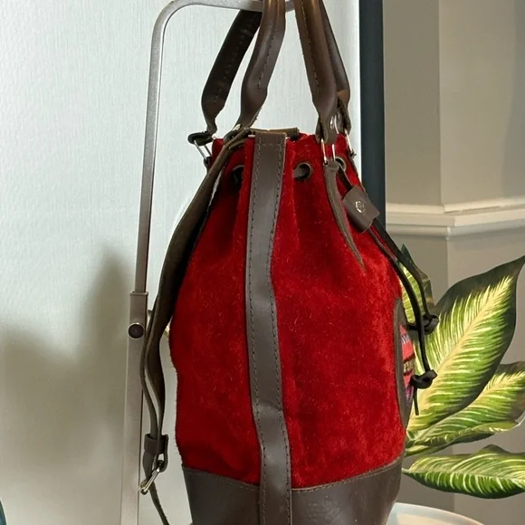 Vintage Manta Medallion Suede & Leather Bucket Bag - Picture 7 of 13